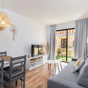 Monko Boomerang Apartment